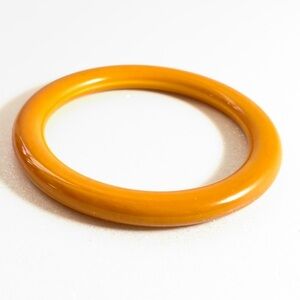 Vintage Butterscotch Bakelite Bangle Bracelet